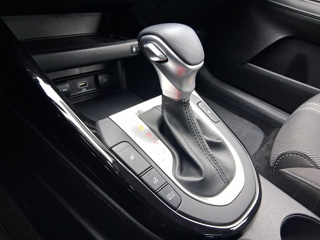 2024 Kia Forte EX IVT in Stratford, Ontario - 16 - w1024h768px