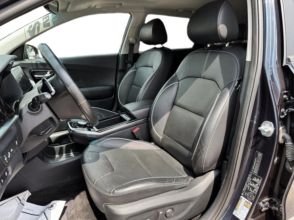 2021  Niro EV SX Touring in Stratford, Ontario - 7 - w1024h768px