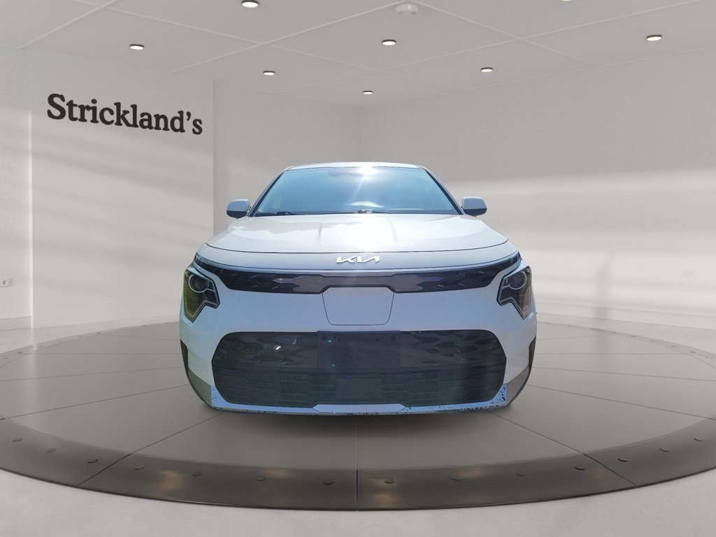 2023 Kia Niro EV Premium in Stratford, Ontario - 2 - w1024h768px