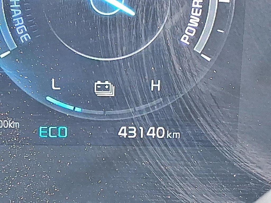 2023 Kia Niro HEV EX Premium in Stratford, Ontario - 13 - w1024h768px