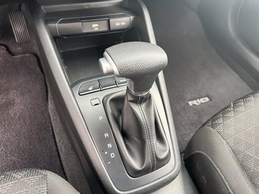 2022 Kia Rio (5) LX+ IVT in Stratford, Ontario - 13 - w1024h768px