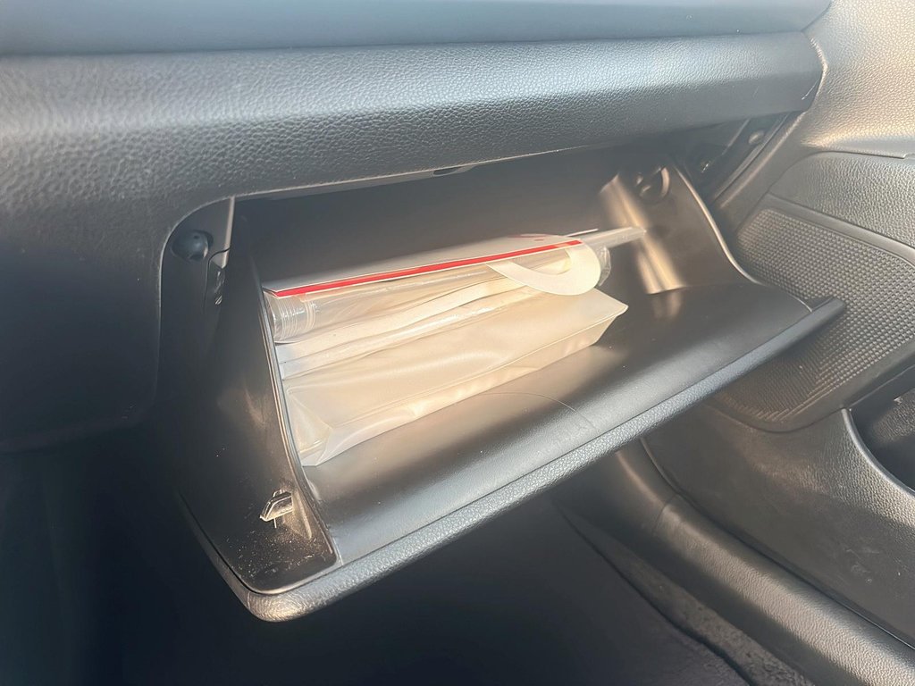 2022 Kia Rio (5) LX+ IVT in Stratford, Ontario - 15 - w1024h768px