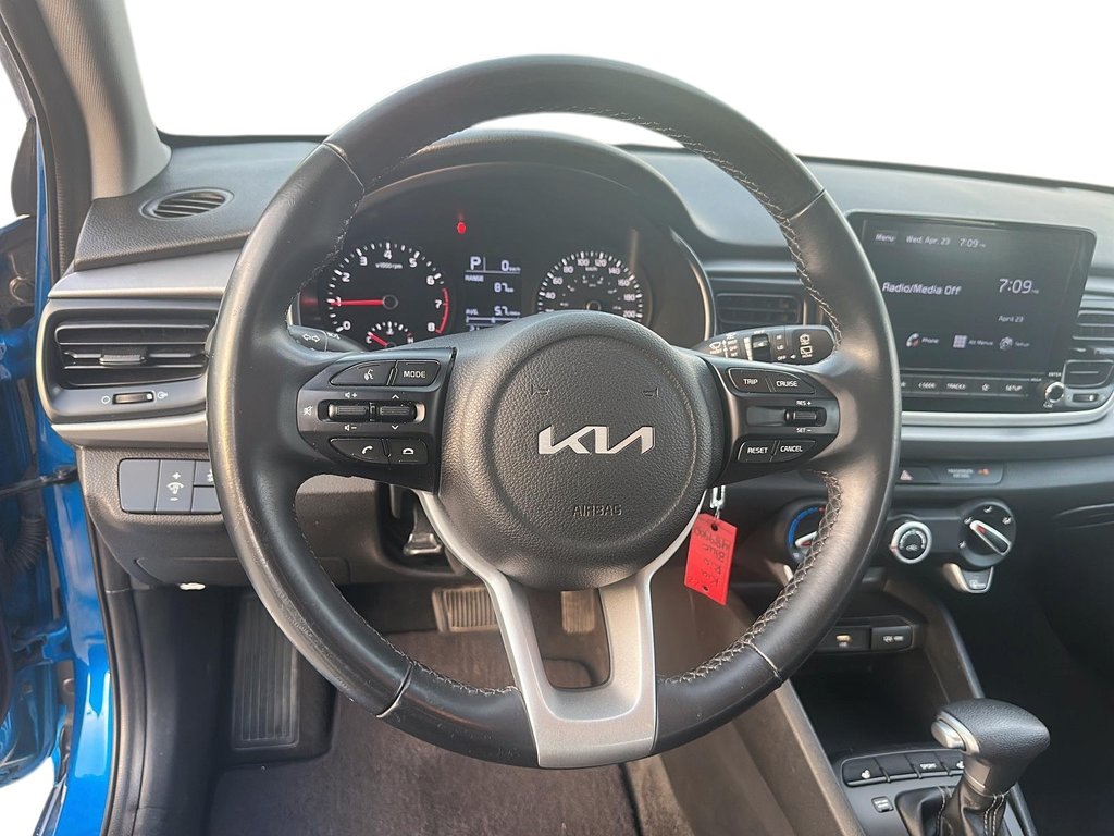 2022 Kia Rio (5) LX+ IVT in Stratford, Ontario - 11 - w1024h768px