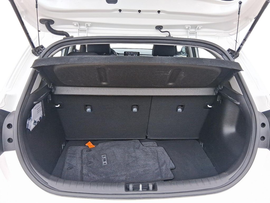 2023 Kia Rio (5) LX+ IVT in Stratford, Ontario - 6 - w1024h768px