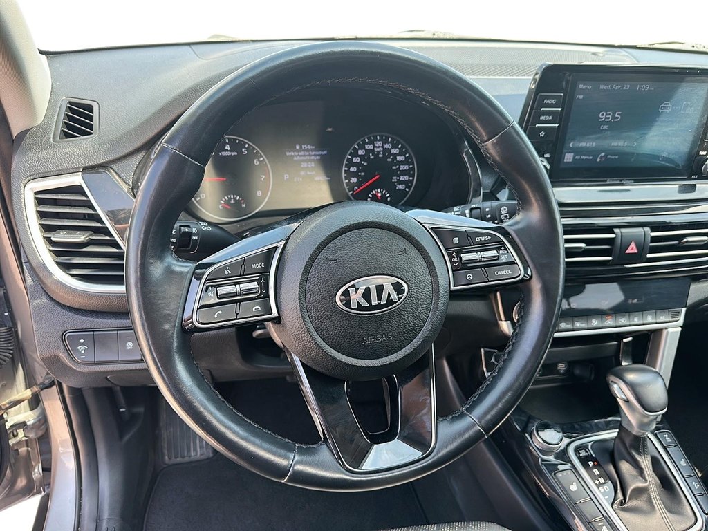2021 Kia Seltos EX AWD in Stratford, Ontario - 10 - w1024h768px
