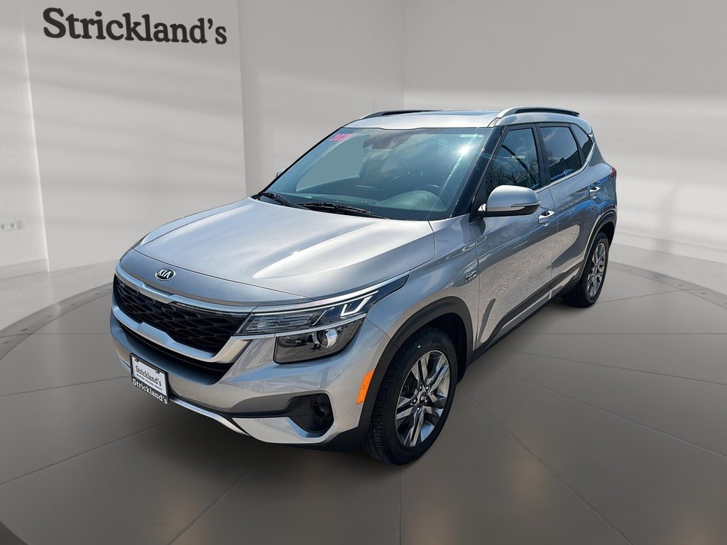 2021 Kia Seltos EX AWD in Stratford, Ontario - 1 - w1024h768px