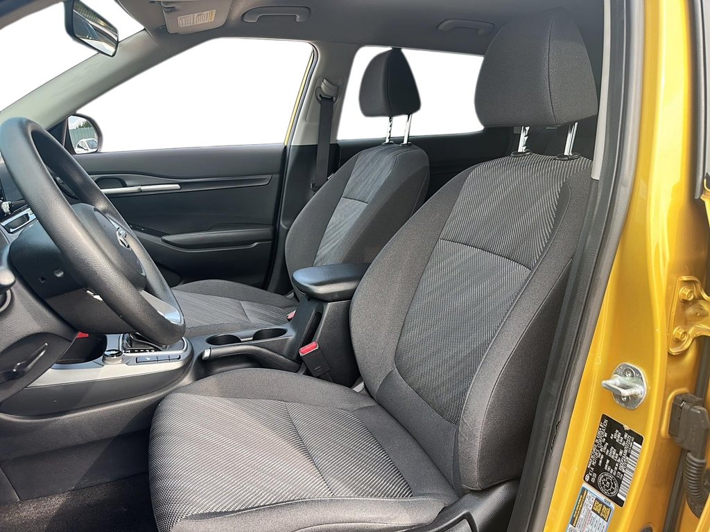 2021 Kia Seltos LX in Stratford, Ontario - 8 - w1024h768px