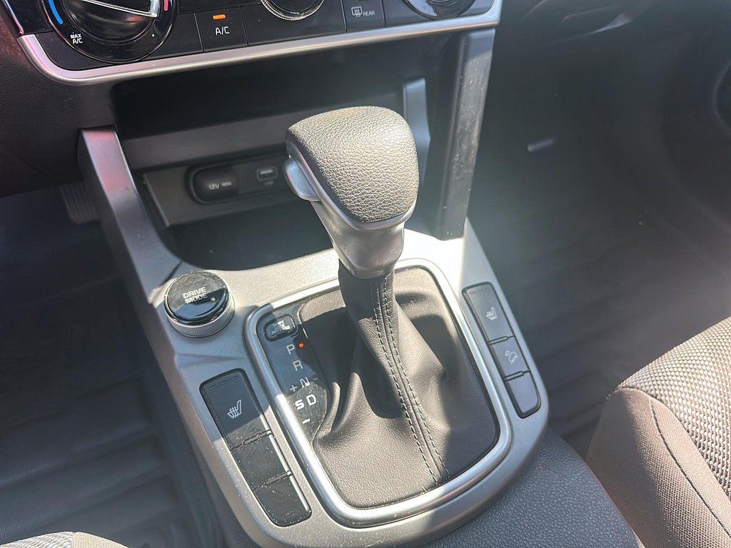 2022 Kia Seltos LX FWD in Stratford, Ontario - 14 - w1024h768px
