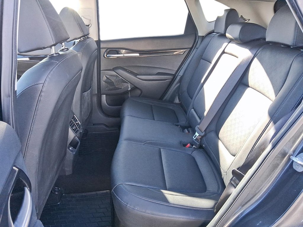 2023 Kia Seltos EX AWD in Stratford, Ontario - 9 - w1024h768px