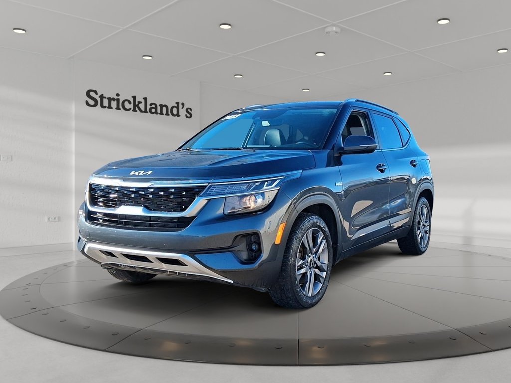 2023 Kia Seltos EX AWD in Stratford, Ontario - 1 - w1024h768px
