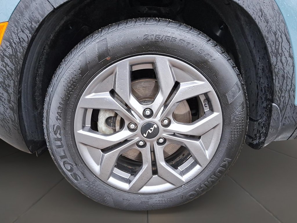 2024 Kia Seltos EX AWD in Stratford, Ontario - 7 - w1024h768px