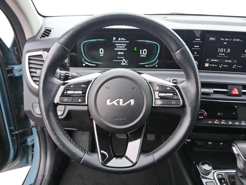 2024 Kia Seltos EX AWD in Stratford, Ontario - 12 - w1024h768px