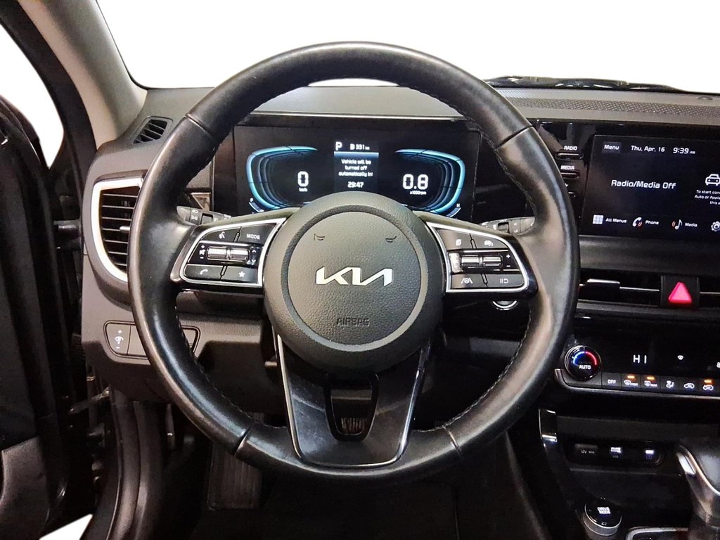 2024 Kia Seltos EX AWD in Stratford, Ontario - 12 - w1024h768px