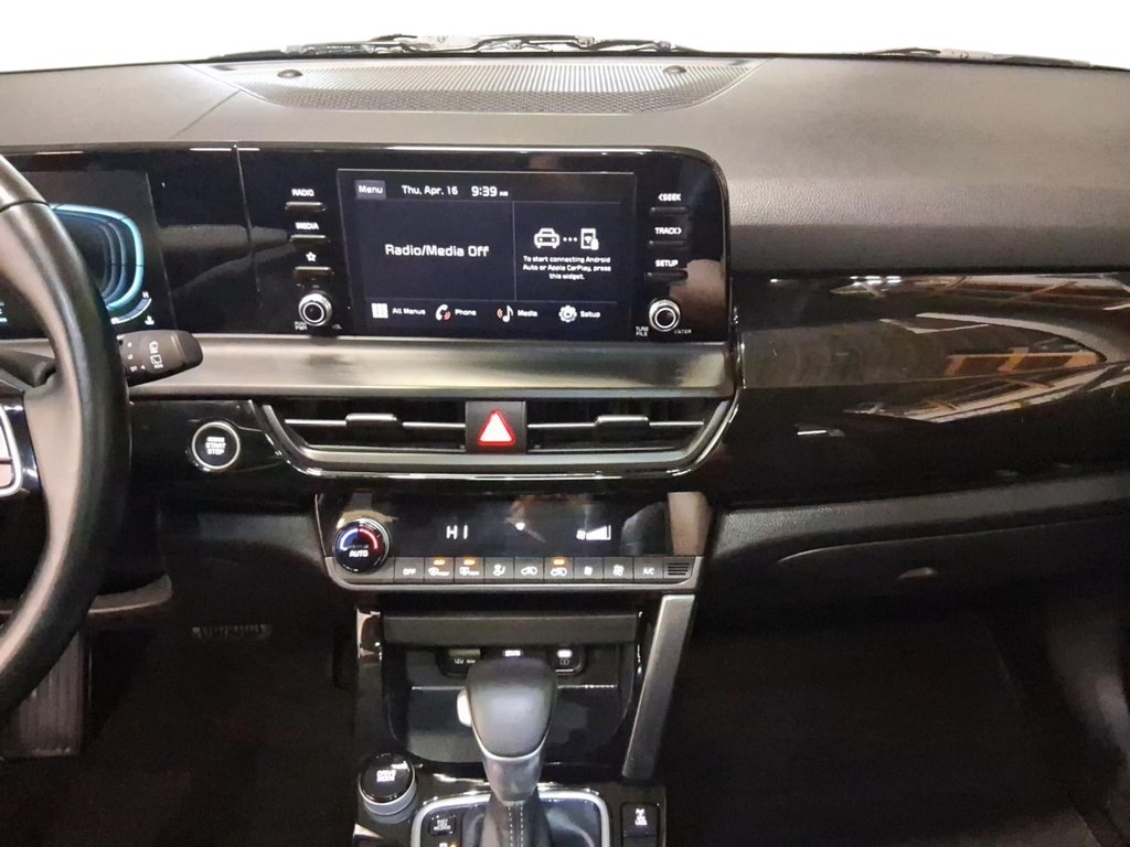 2024 Kia Seltos EX AWD in Stratford, Ontario - 15 - w1024h768px