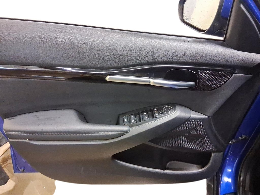 2024 Kia Seltos EX AWD in Stratford, Ontario - 11 - w1024h768px