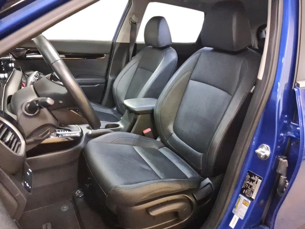 2024 Kia Seltos EX AWD in Stratford, Ontario - 8 - w1024h768px