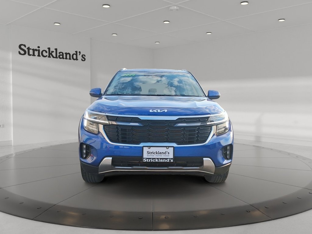2024 Kia Seltos EX AWD in Stratford, Ontario - 2 - w1024h768px