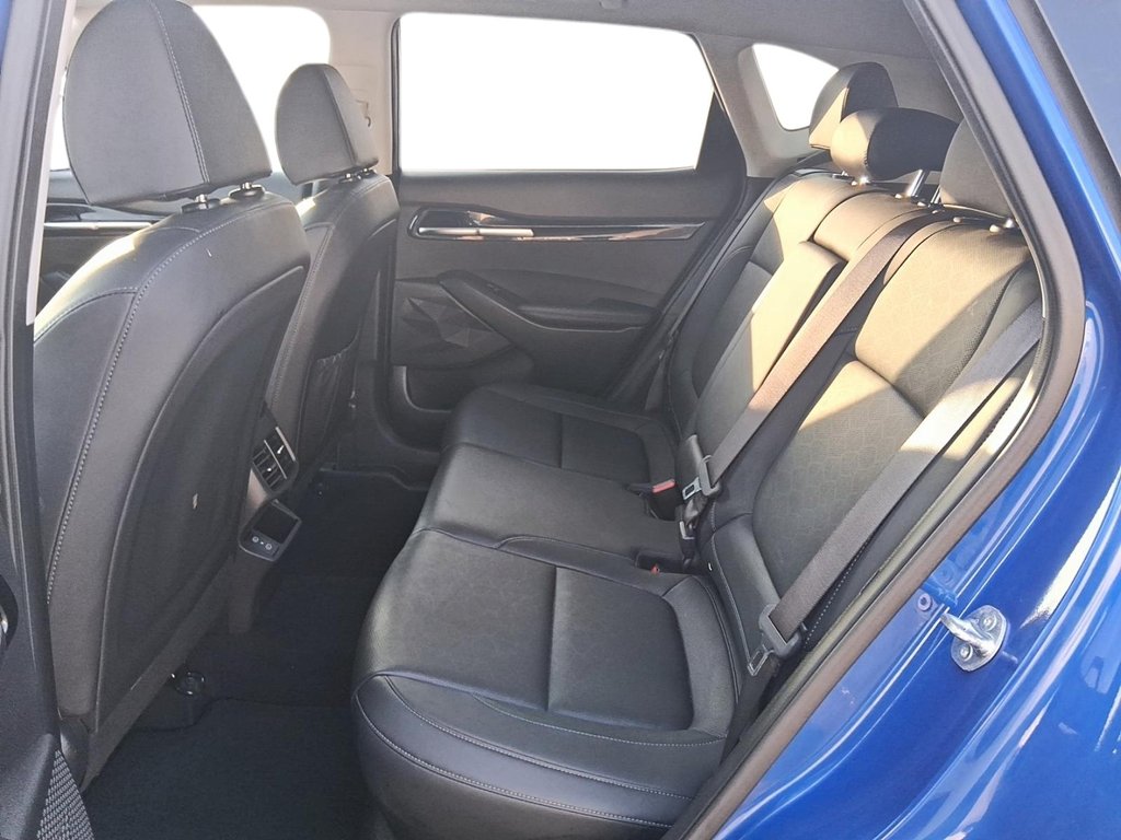 2024 Kia Seltos EX AWD in Stratford, Ontario - 9 - w1024h768px