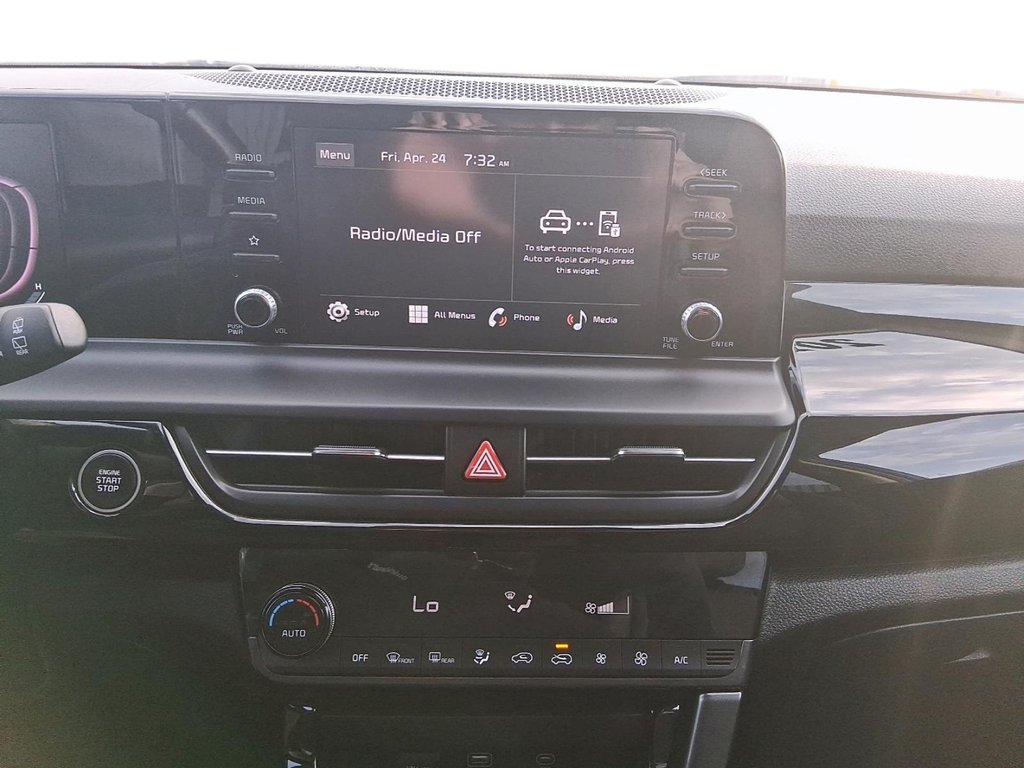 2024 Kia Seltos EX AWD in Stratford, Ontario - 15 - w1024h768px