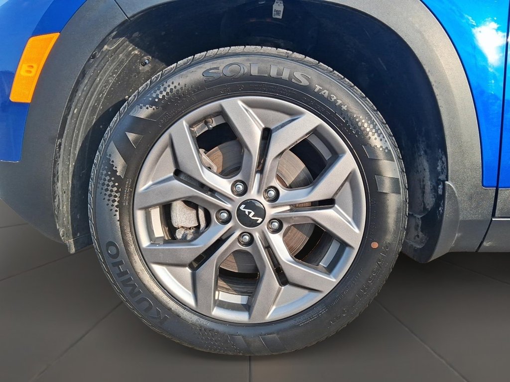 2024 Kia Seltos EX AWD in Stratford, Ontario - 7 - w1024h768px