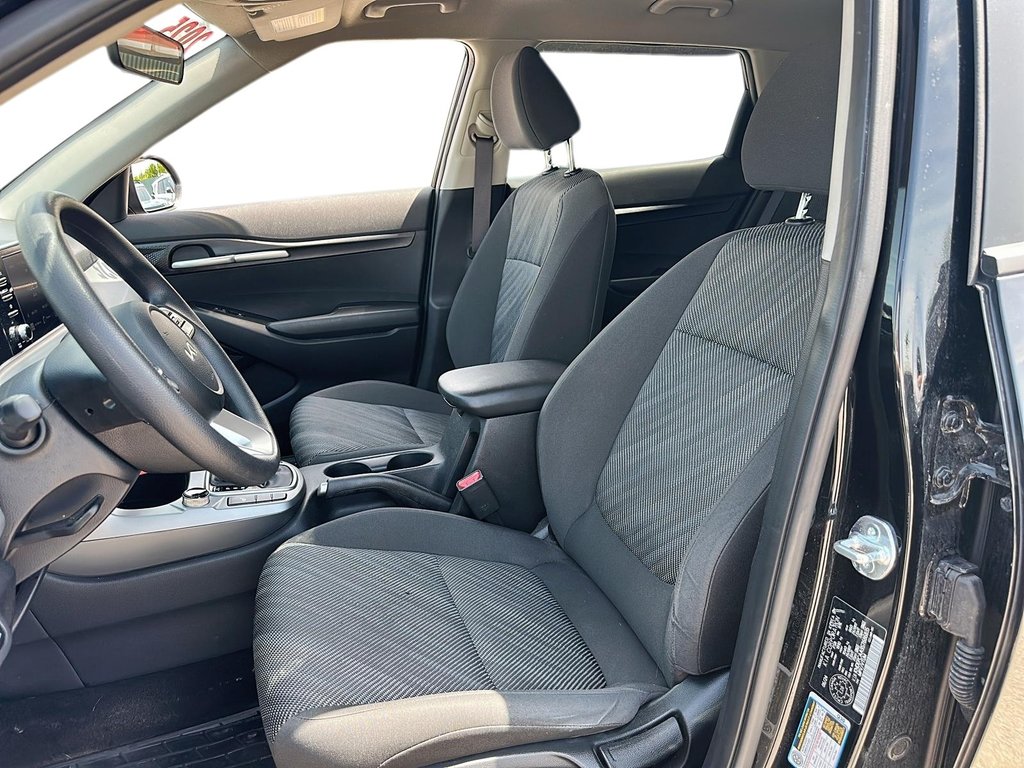 2025 Kia Seltos LX AWD in Stratford, Ontario - 8 - w1024h768px