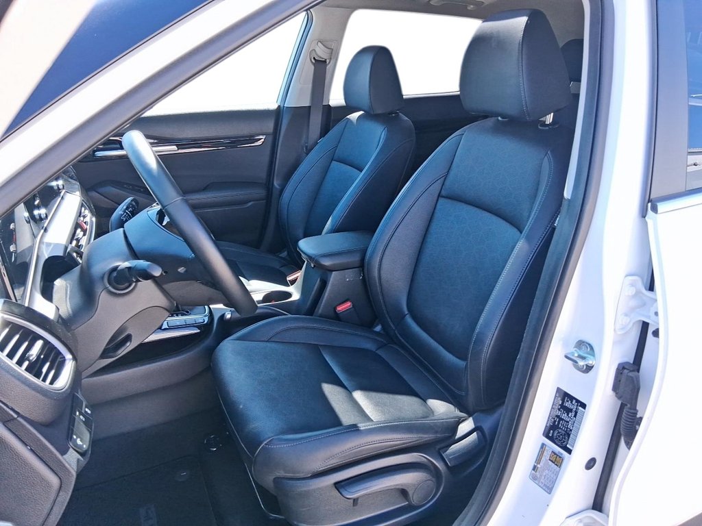 2025 Kia Seltos EX AWD in Stratford, Ontario - 8 - w1024h768px