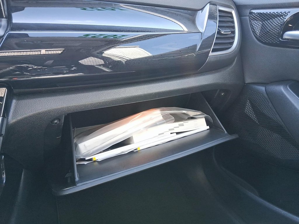 2025 Kia Seltos EX AWD in Stratford, Ontario - 16 - w1024h768px