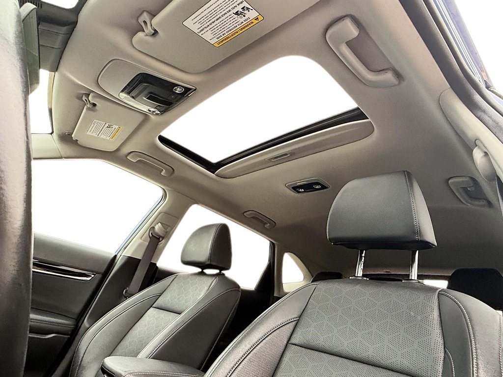 2025 Kia Seltos EX AWD in Stratford, Ontario - 15 - w1024h768px