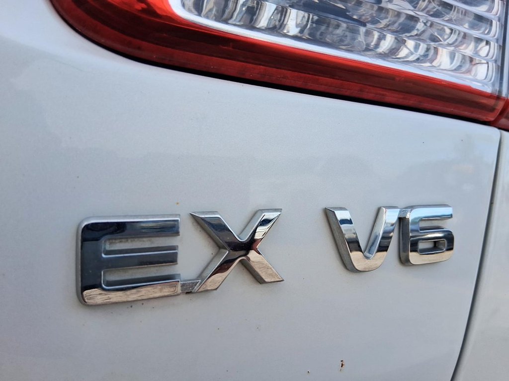 2012 Kia Sorento 3.5L EX V6 AWD at in Stratford, Ontario - 8 - w1024h768px