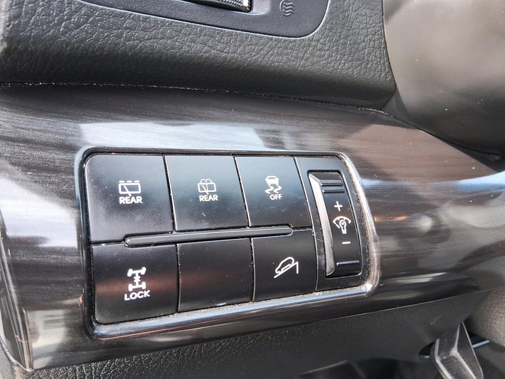 2012 Kia Sorento 3.5L EX V6 AWD at in Stratford, Ontario - 18 - w1024h768px