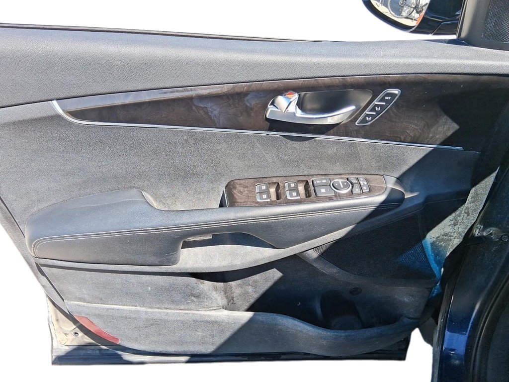 2016 Kia Sorento AWD EX Turbo in Stratford, Ontario - 13 - w1024h768px