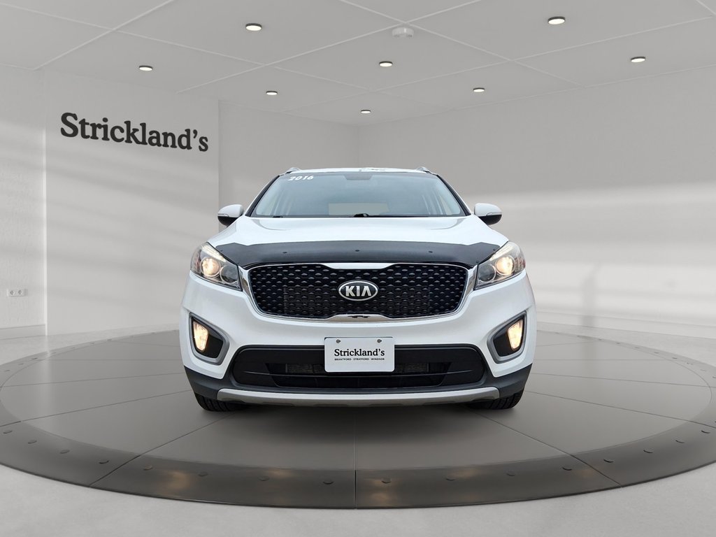 2016 Kia Sorento AWD EX V6 (7-Seater) in Stratford, Ontario - 2 - w1024h768px