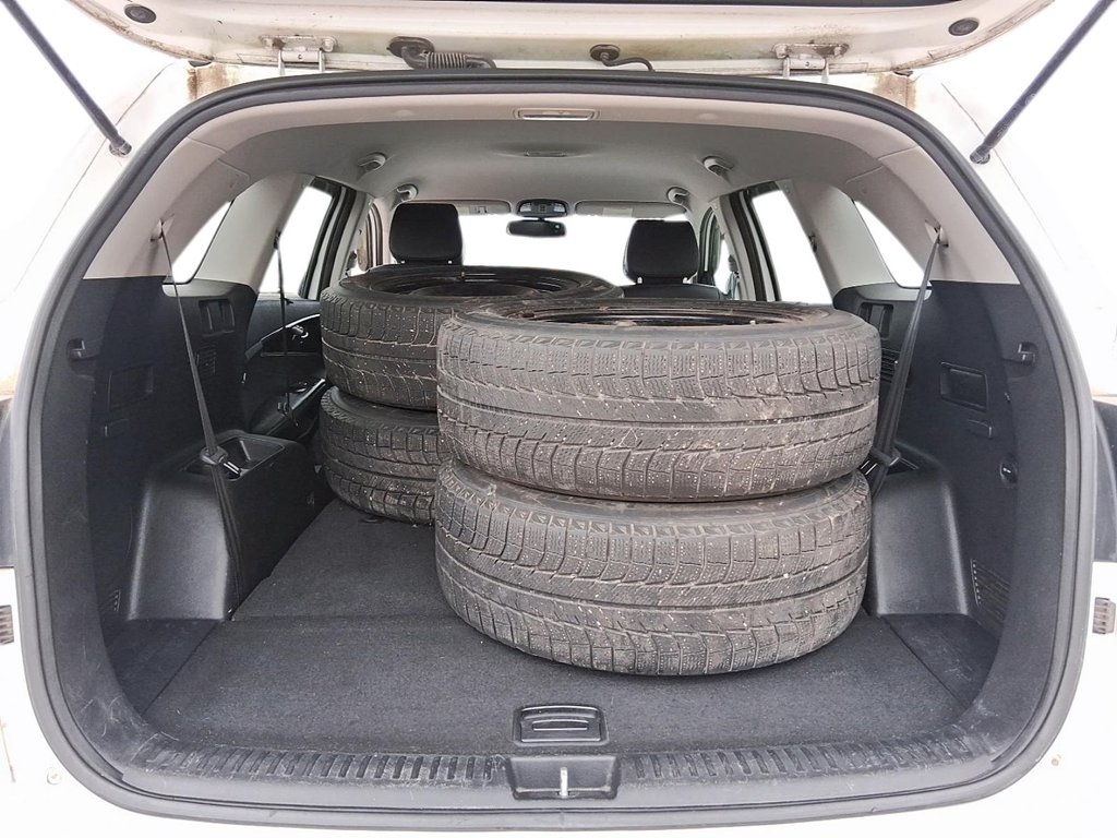 2016 Kia Sorento AWD EX V6 (7-Seater) in Stratford, Ontario - 6 - w1024h768px