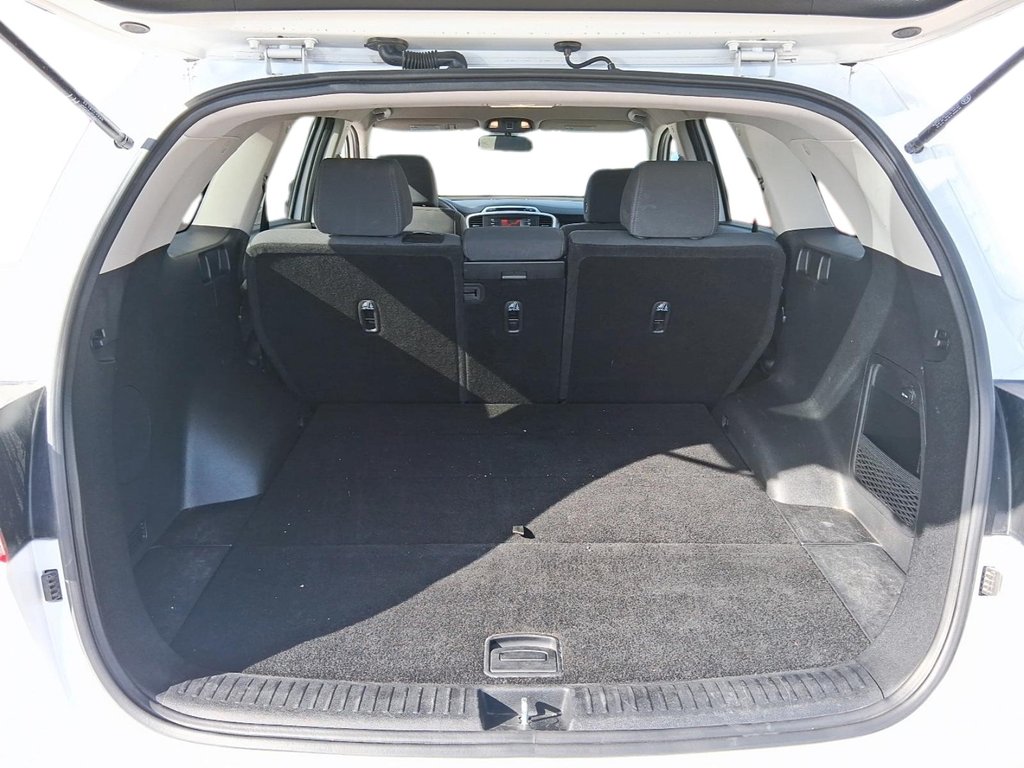 2017 Kia Sorento LX 2.4L FWD in Stratford, Ontario - 6 - w1024h768px