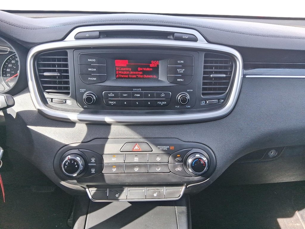 2017 Kia Sorento LX 2.4L FWD in Stratford, Ontario - 15 - w1024h768px