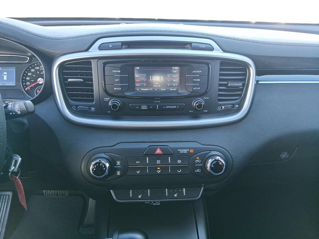 2018 Kia Sorento LX 2.4L AWD in Stratford, Ontario - 15 - w1024h768px