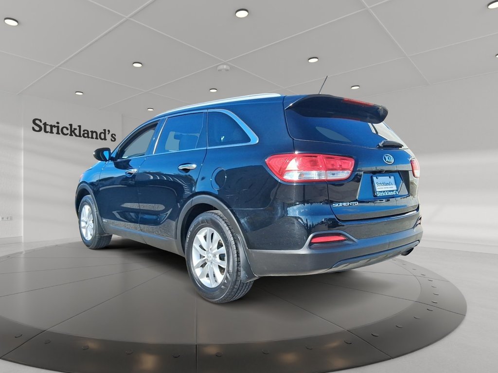 2018 Kia Sorento LX 2.4L AWD in Stratford, Ontario - 4 - w1024h768px