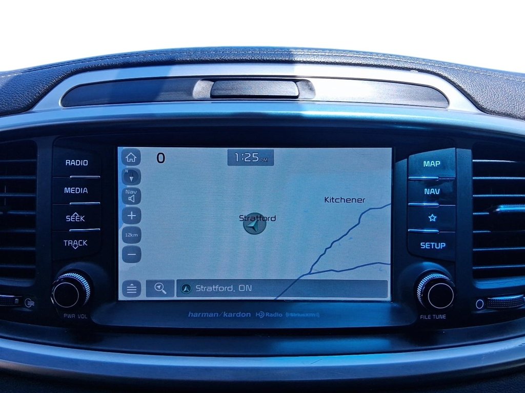 2019 Kia Sorento SX in Stratford, Ontario - 21 - w1024h768px
