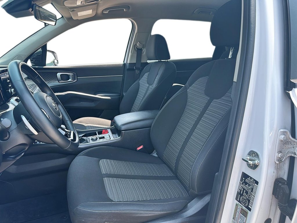 2021 Kia Sorento EX 2.5t AWD in Stratford, Ontario - 8 - w1024h768px