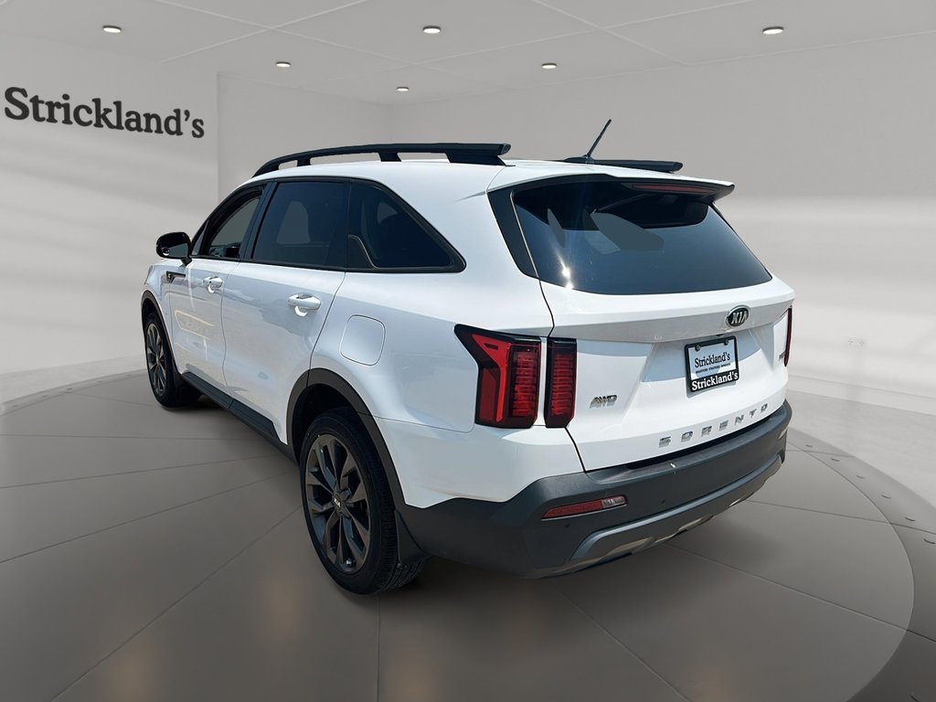 2021 Kia Sorento EX 2.5t AWD in Stratford, Ontario - 4 - w1024h768px