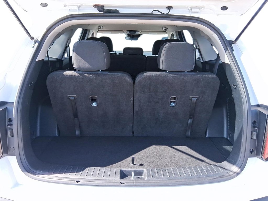 2024 Kia Sorento LX 2.5L AWD in Stratford, Ontario - 6 - w1024h768px