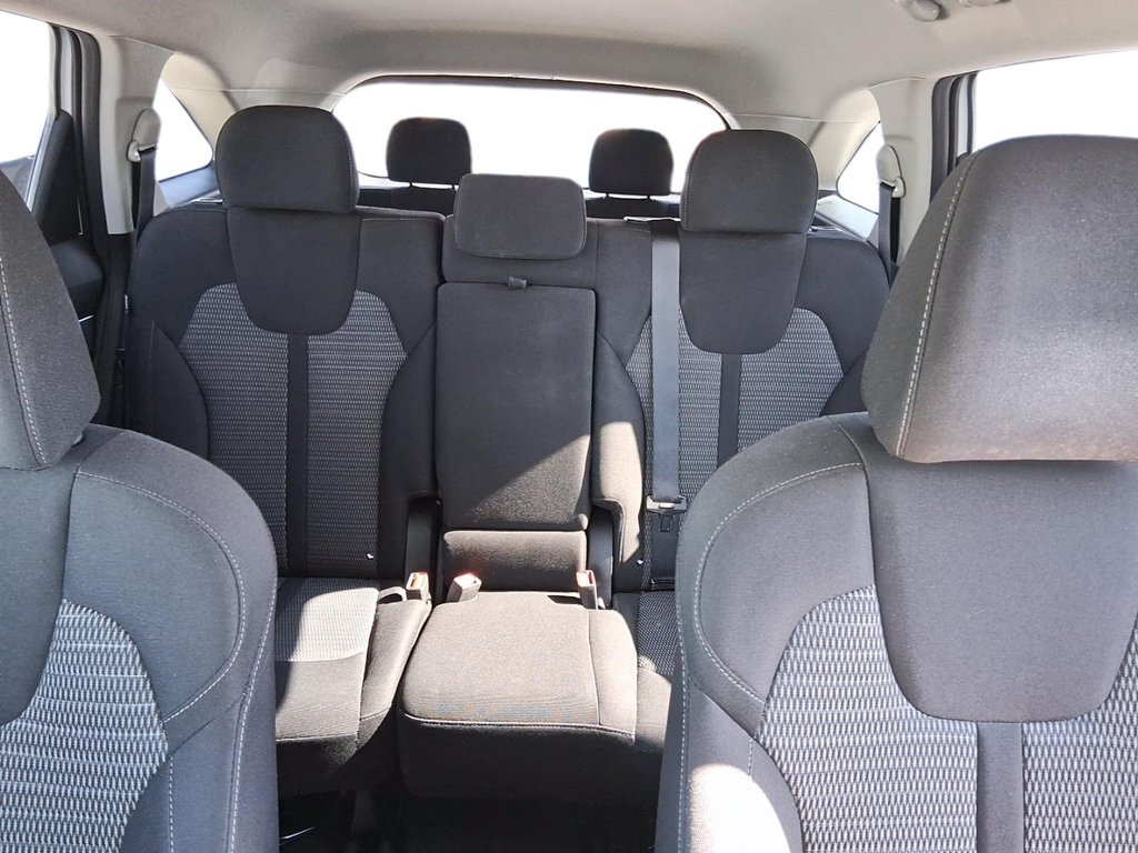 2024 Kia Sorento LX 2.5L AWD in Stratford, Ontario - 10 - w1024h768px