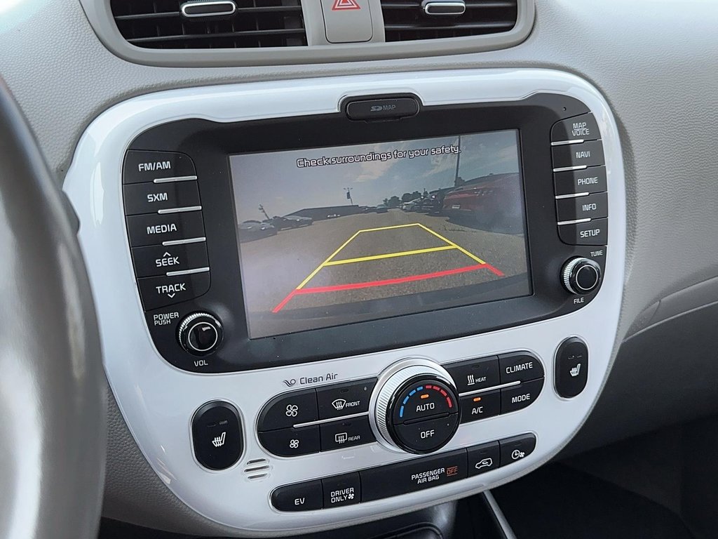 2018 Kia Soul EV Base in Stratford, Ontario - 10 - w1024h768px