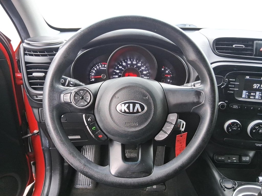2018 Kia Soul LX at in Stratford, Ontario - 12 - w1024h768px