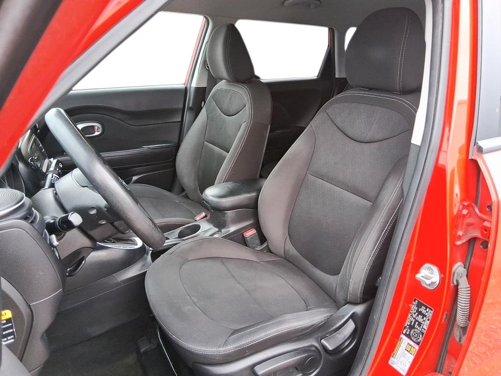 2018 Kia Soul LX at in Stratford, Ontario - 8 - w1024h768px
