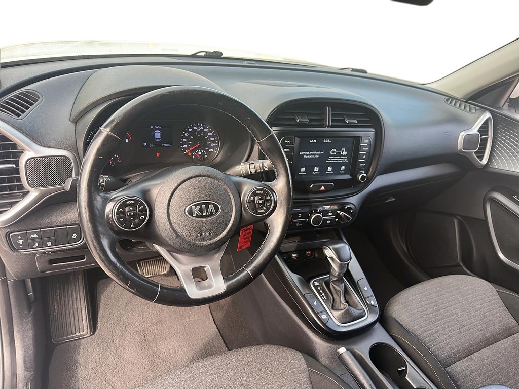 2020 Kia Soul EX IVT in Stratford, Ontario - 9 - w1024h768px
