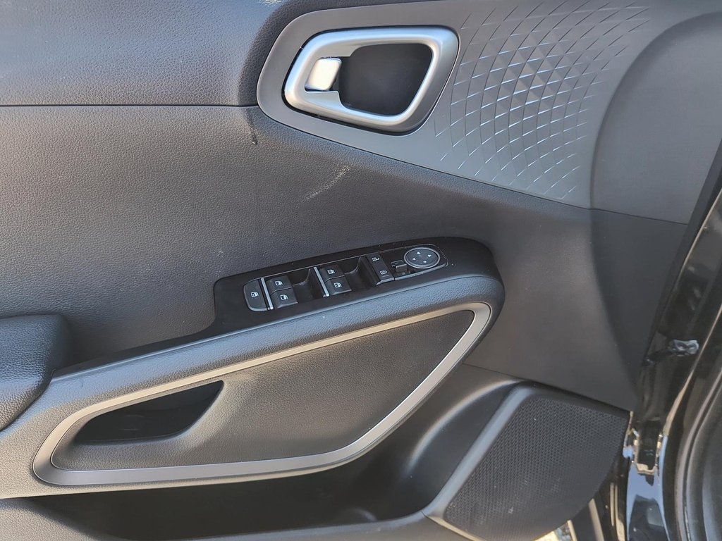2020 Kia Soul EX IVT in Stratford, Ontario - 11 - w1024h768px