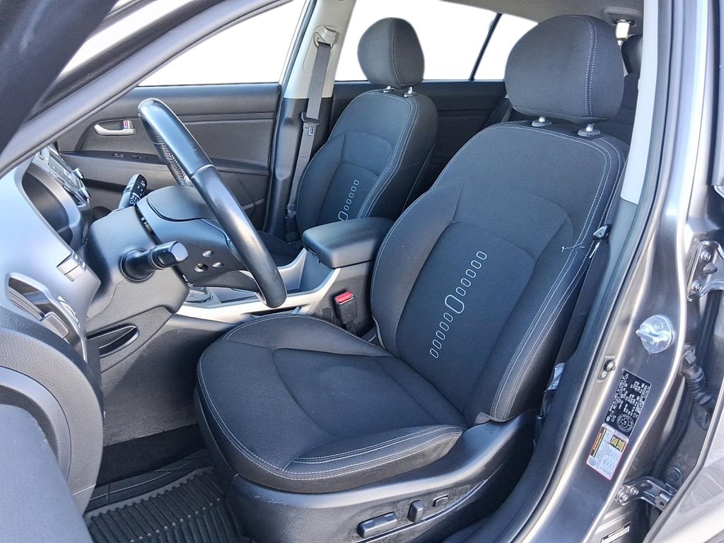 2016 Kia Sportage SX in Stratford, Ontario - 8 - w1024h768px