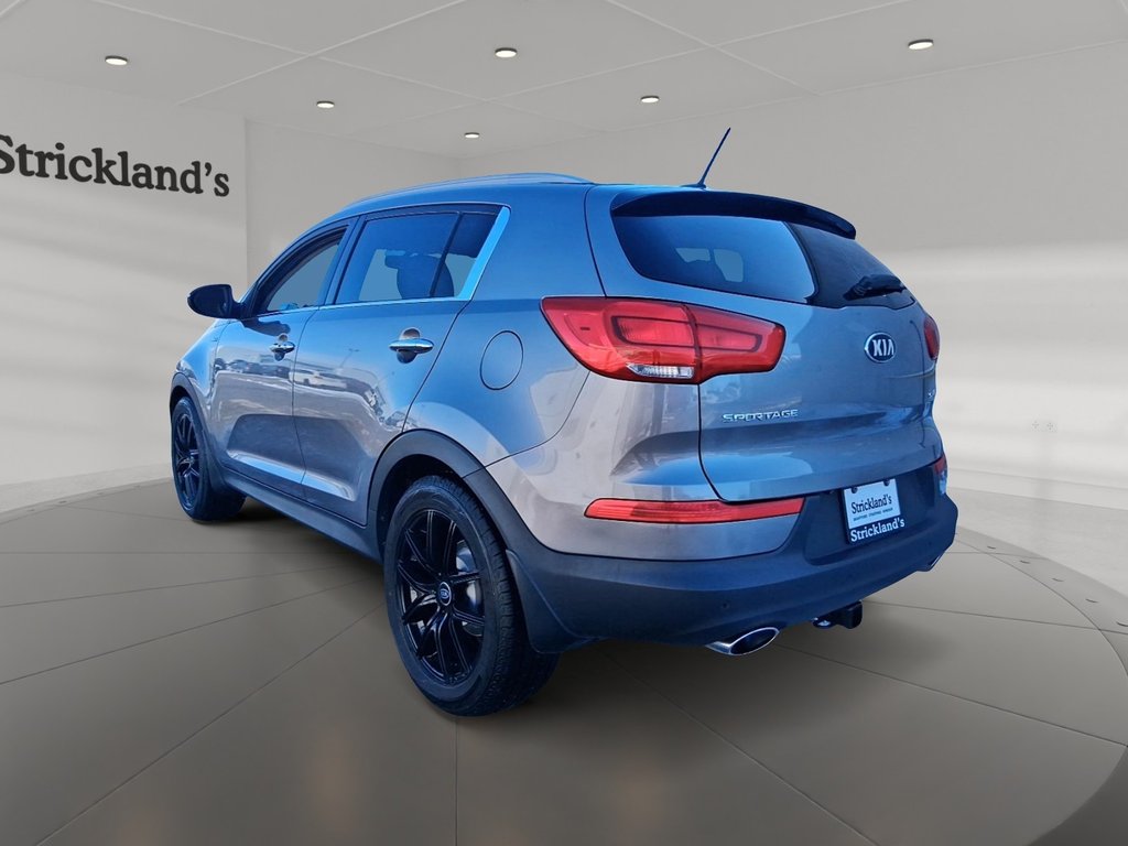 2016 Kia Sportage SX in Stratford, Ontario - 4 - w1024h768px