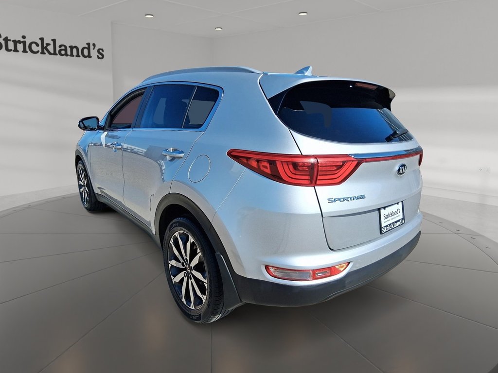 2017 Kia Sportage EX in Stratford, Ontario - 4 - w1024h768px